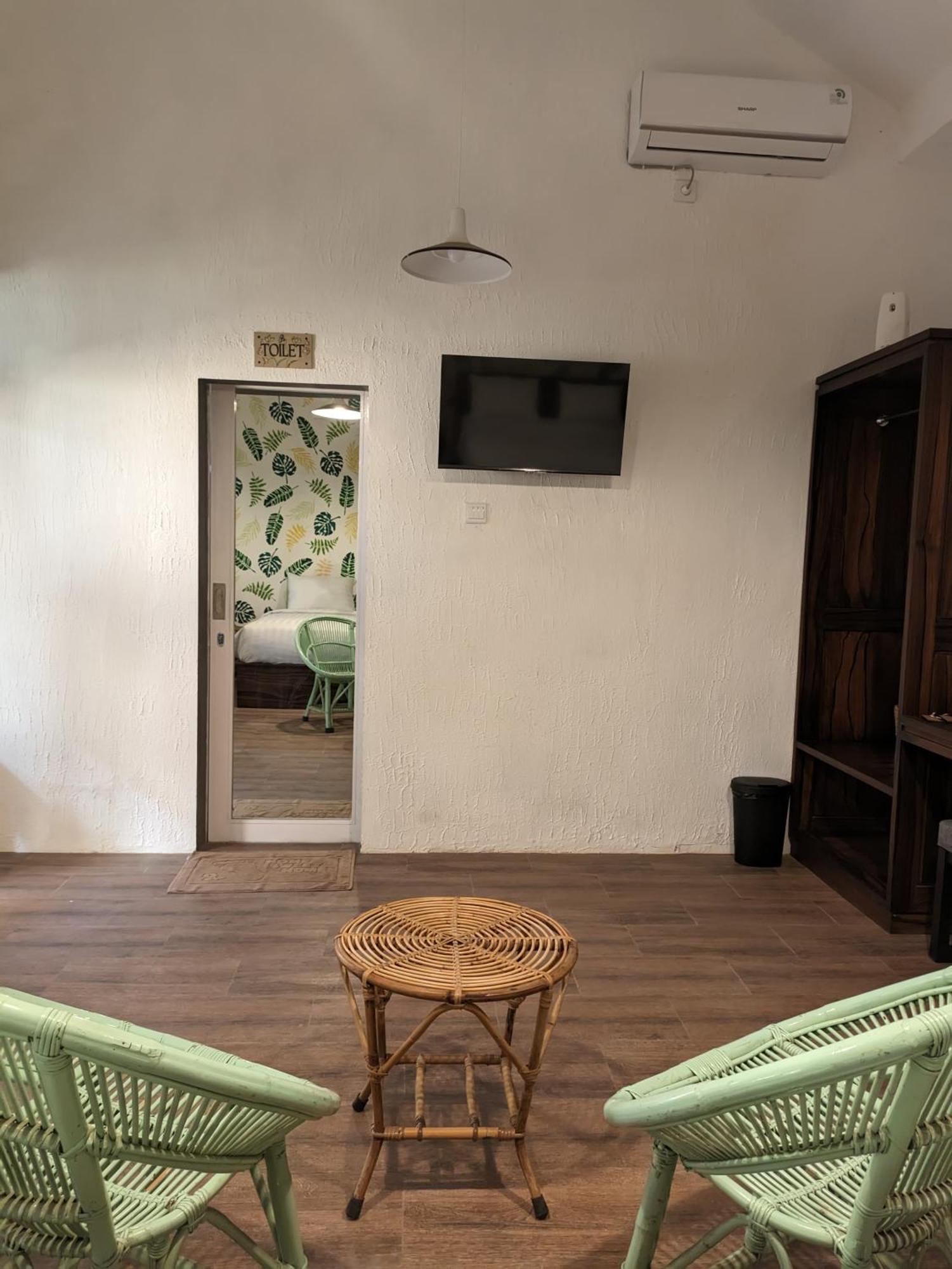 Inn House Homestay Dadapan Exterior foto